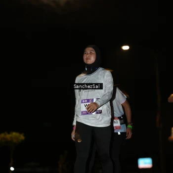 Runner Photo 7689082
