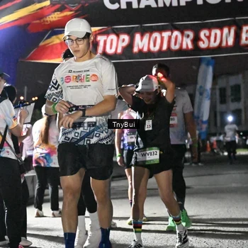 Runner Photo 7689087