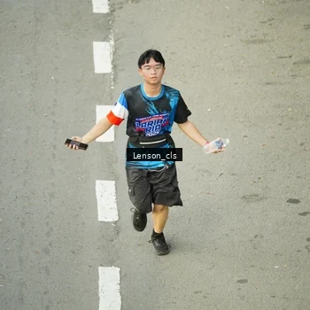 Runner Photo 7689090