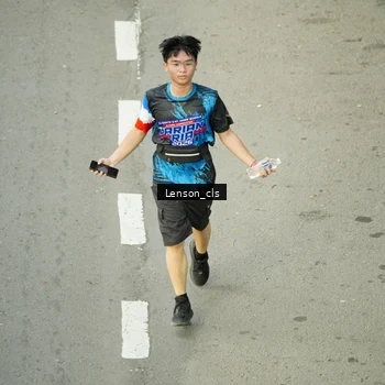 Runner Photo 7689091