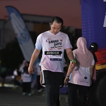 Runner Photo 7689092