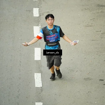Runner Photo 7689094