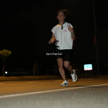 Runner Photo 7689097