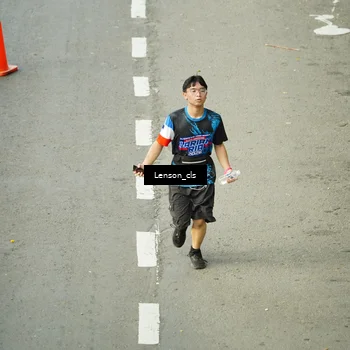 Runner Photo 7689106
