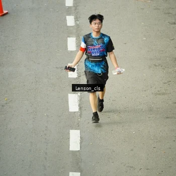 Runner Photo 7689107