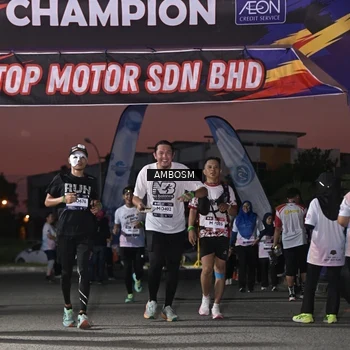 Runner Photo 7689118