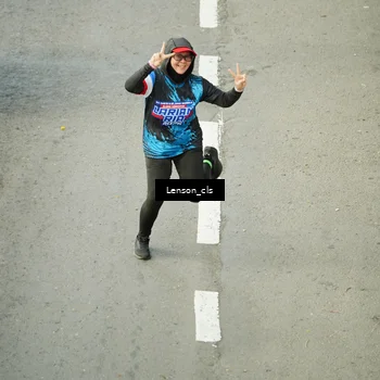Runner Photo 7689133