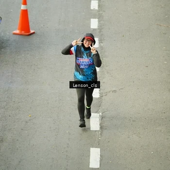 Runner Photo 7689141