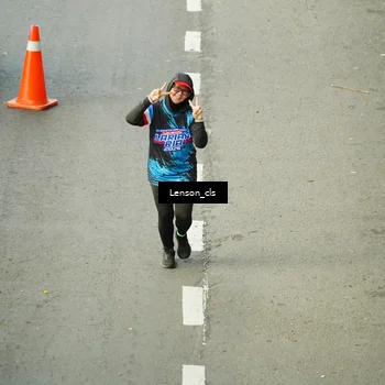 Runner Photo 7689144