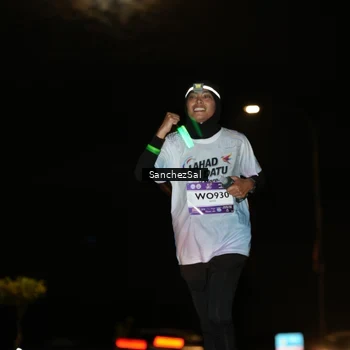 Runner Photo 7689147