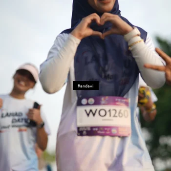 Runner Photo 7689210