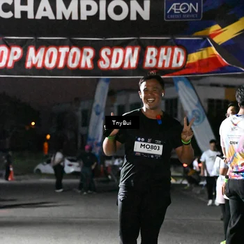Runner Photo 7689218