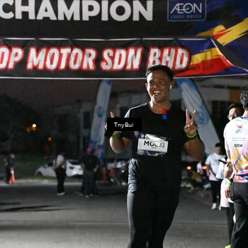 Runner Photo 7689226