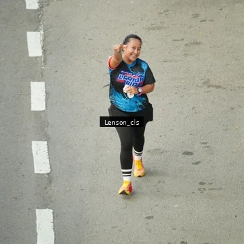 Runner Photo 7689265
