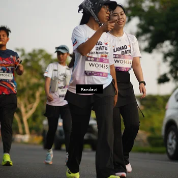 Runner Photo 7689269