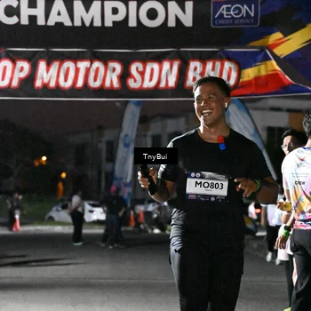 Runner Photo 7689276