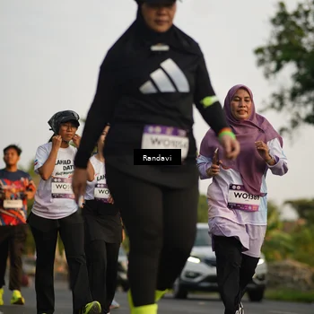 Runner Photo 7689286