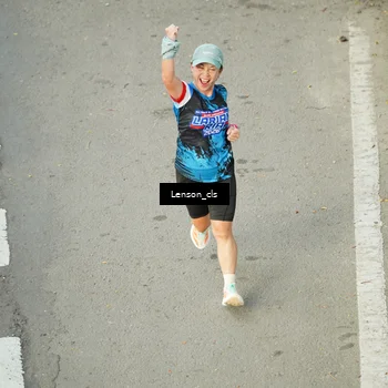 Runner Photo 7689293