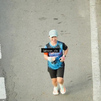 Runner Photo 7689300