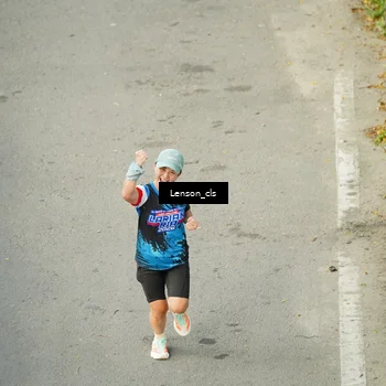Runner Photo 7689302