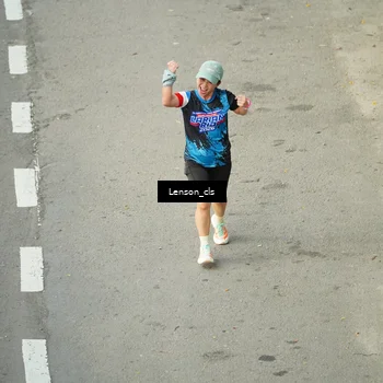 Runner Photo 7689307
