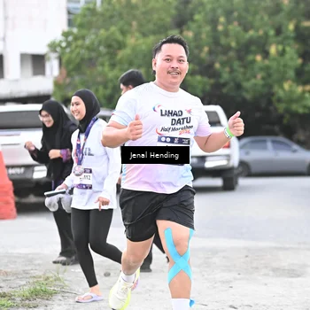 Runner Photo 7689309