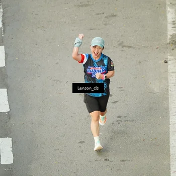 Runner Photo 7689312