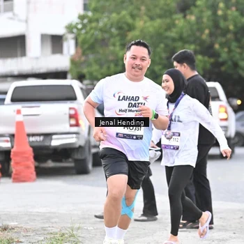 Runner Photo 7689316