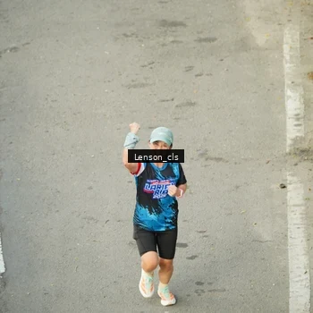 Runner Photo 7689317
