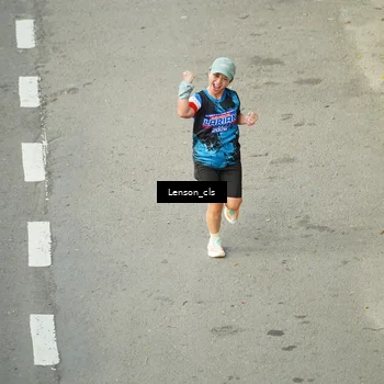 Runner Photo 7689324