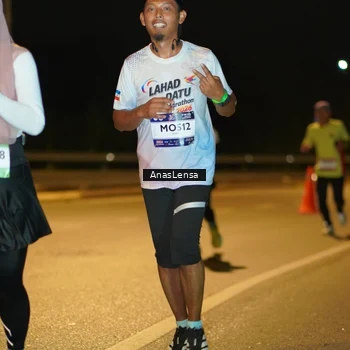 Runner Photo 7689326