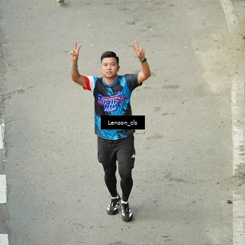 Runner Photo 7689344