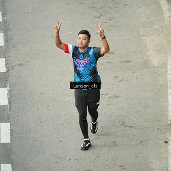 Runner Photo 7689349