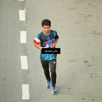 Runner Photo 7689376
