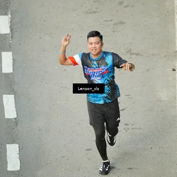 Runner Photo 7689381