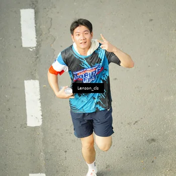 Runner Photo 7689397