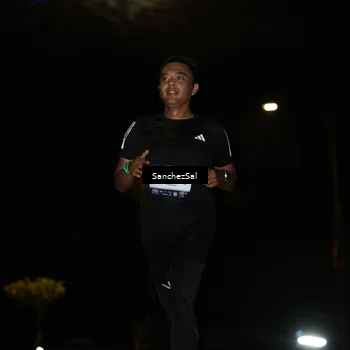Runner Photo 7689404