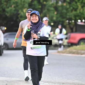 Runner Photo 7689411