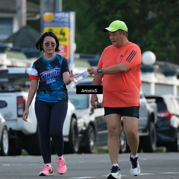 Runner Photo 7689419