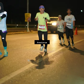 Runner Photo 7689430