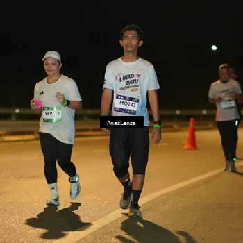 Runner Photo 7689432
