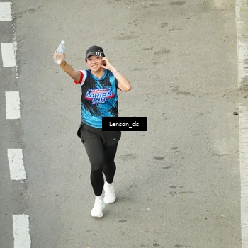 Runner Photo 7689468