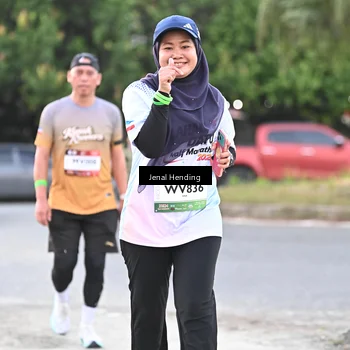 Runner Photo 7689488