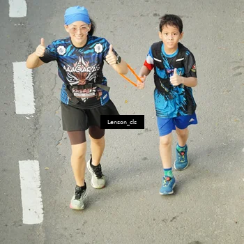 Runner Photo 7689499