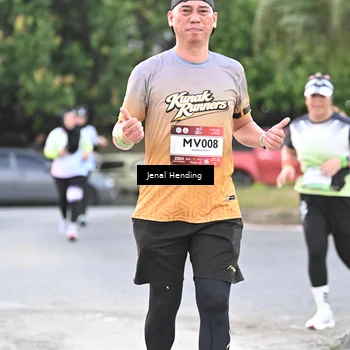 Runner Photo 7689536