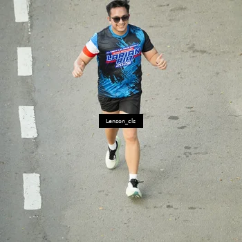 Runner Photo 7689537