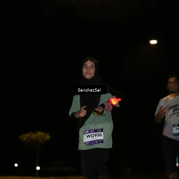Runner Photo 7689546