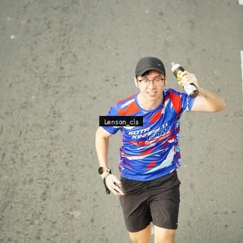 Runner Photo 7689560
