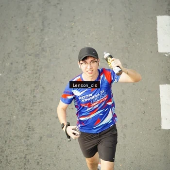 Runner Photo 7689562