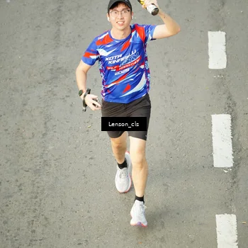 Runner Photo 7689571